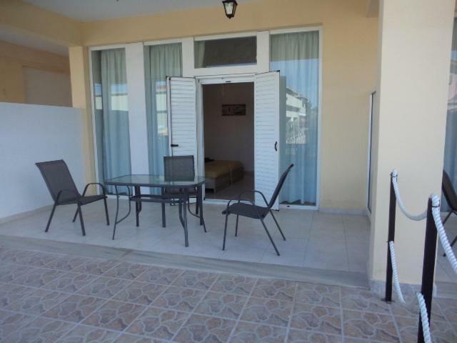 Katerina Apartments Near The Sea Agios Sostis  Экстерьер фото